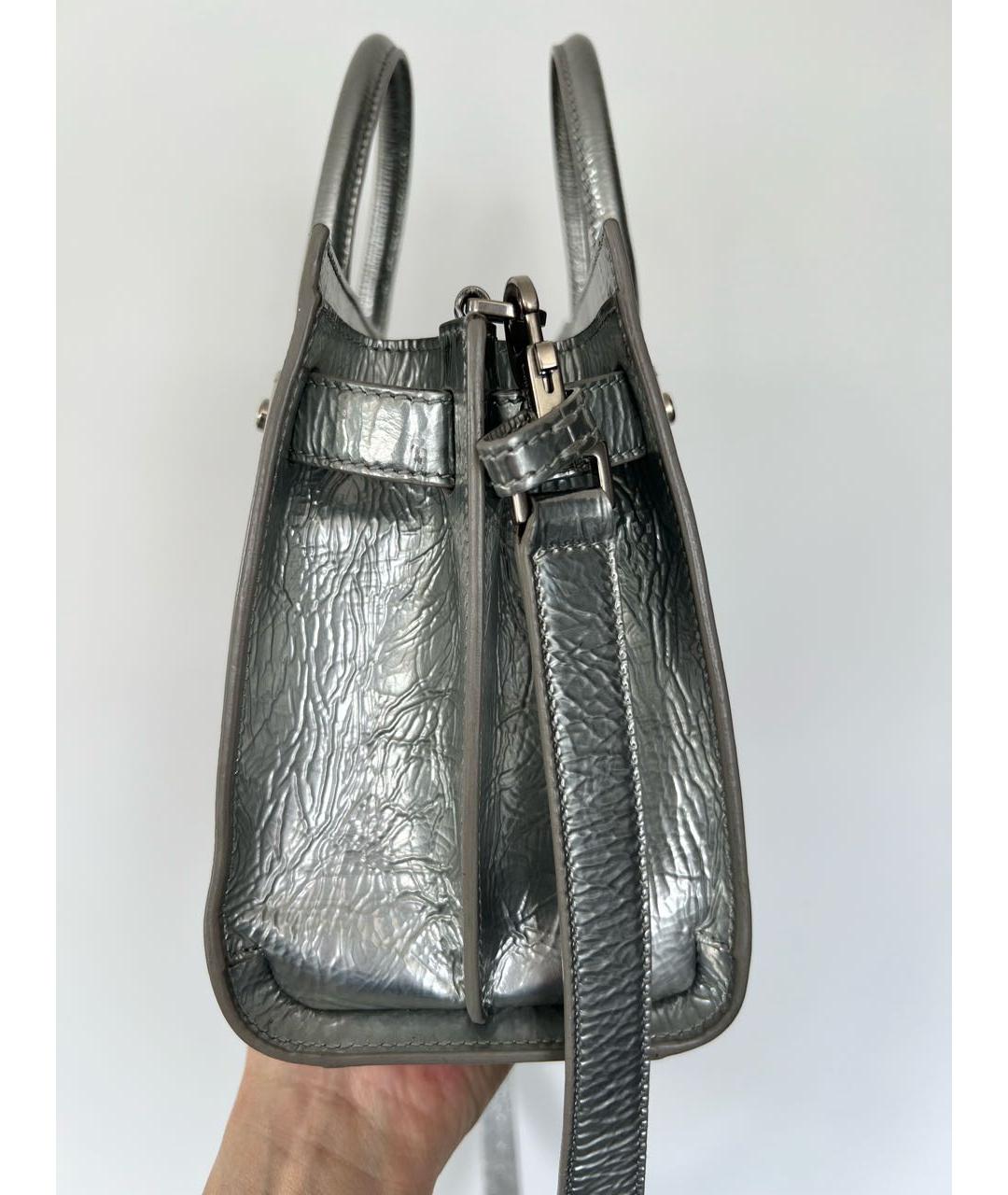 SAINT LAURENT Серебряная кожаная сумка с короткими ручками, фото 5