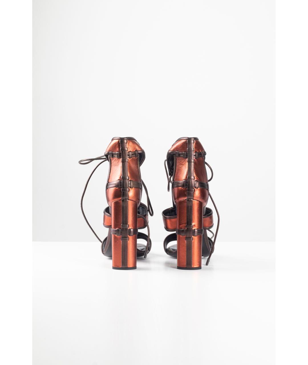 TOM FORD Золотые кожаные босоножки, фото 4