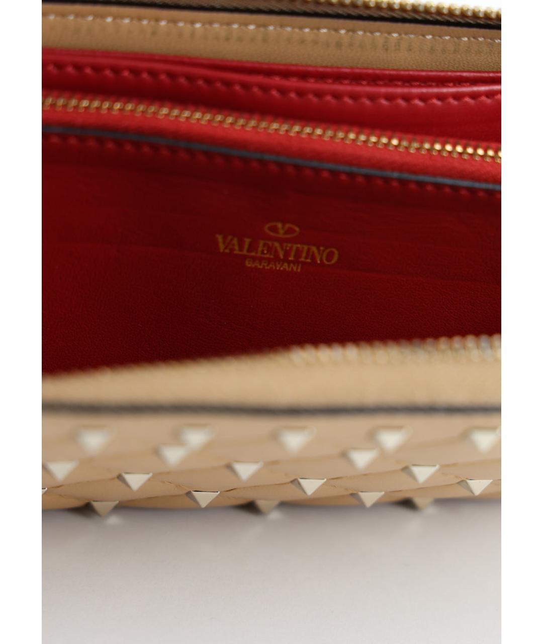 VALENTINO Бежевый кожаный кошелек, фото 5