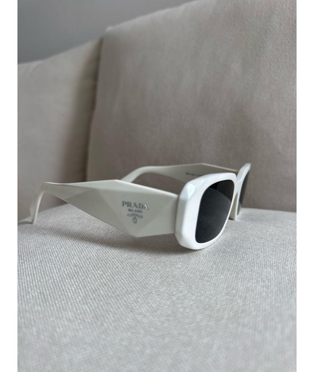 PRADA Белые пластиковые солнцезащитные очки, фото 4