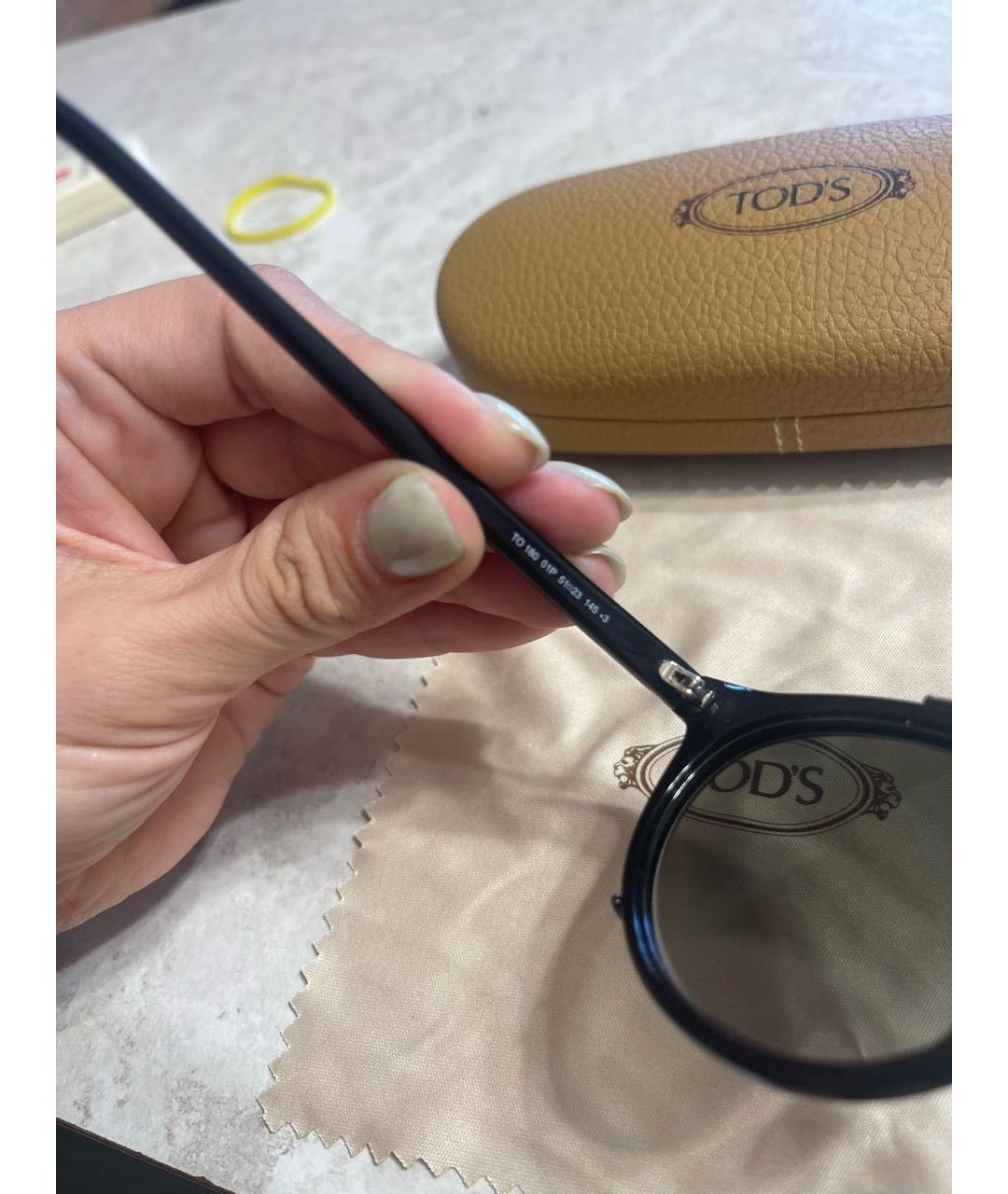 TOD'S Черные пластиковые солнцезащитные очки, фото 4