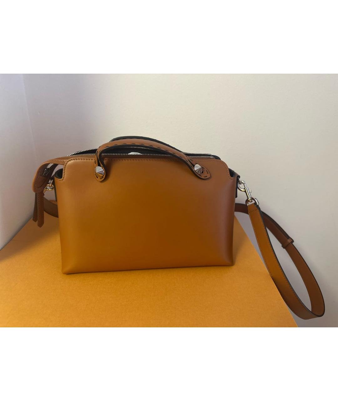 FENDI Коричневая кожаная сумка тоут, фото 3