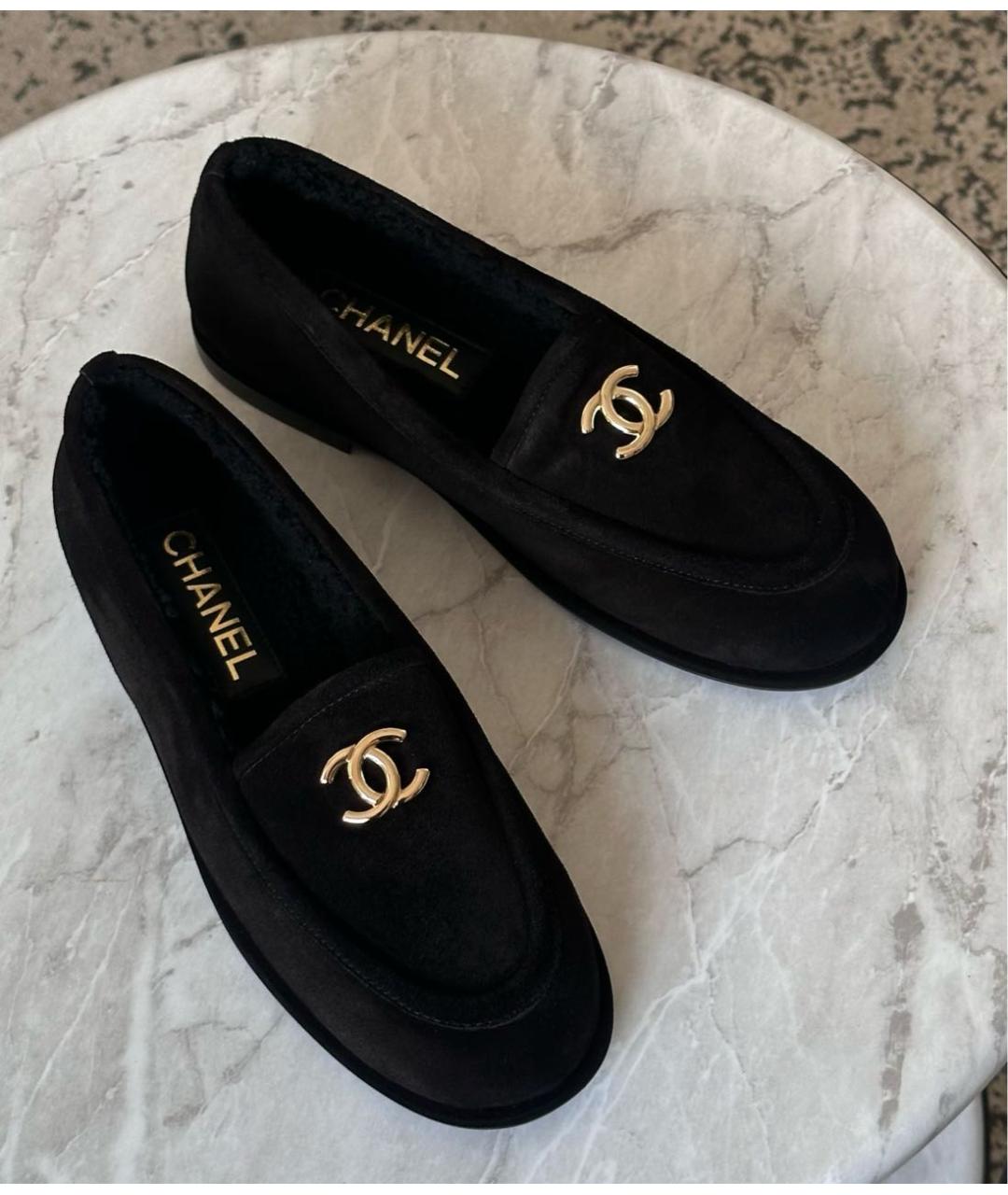 CHANEL Черные замшевые лоферы, фото 3
