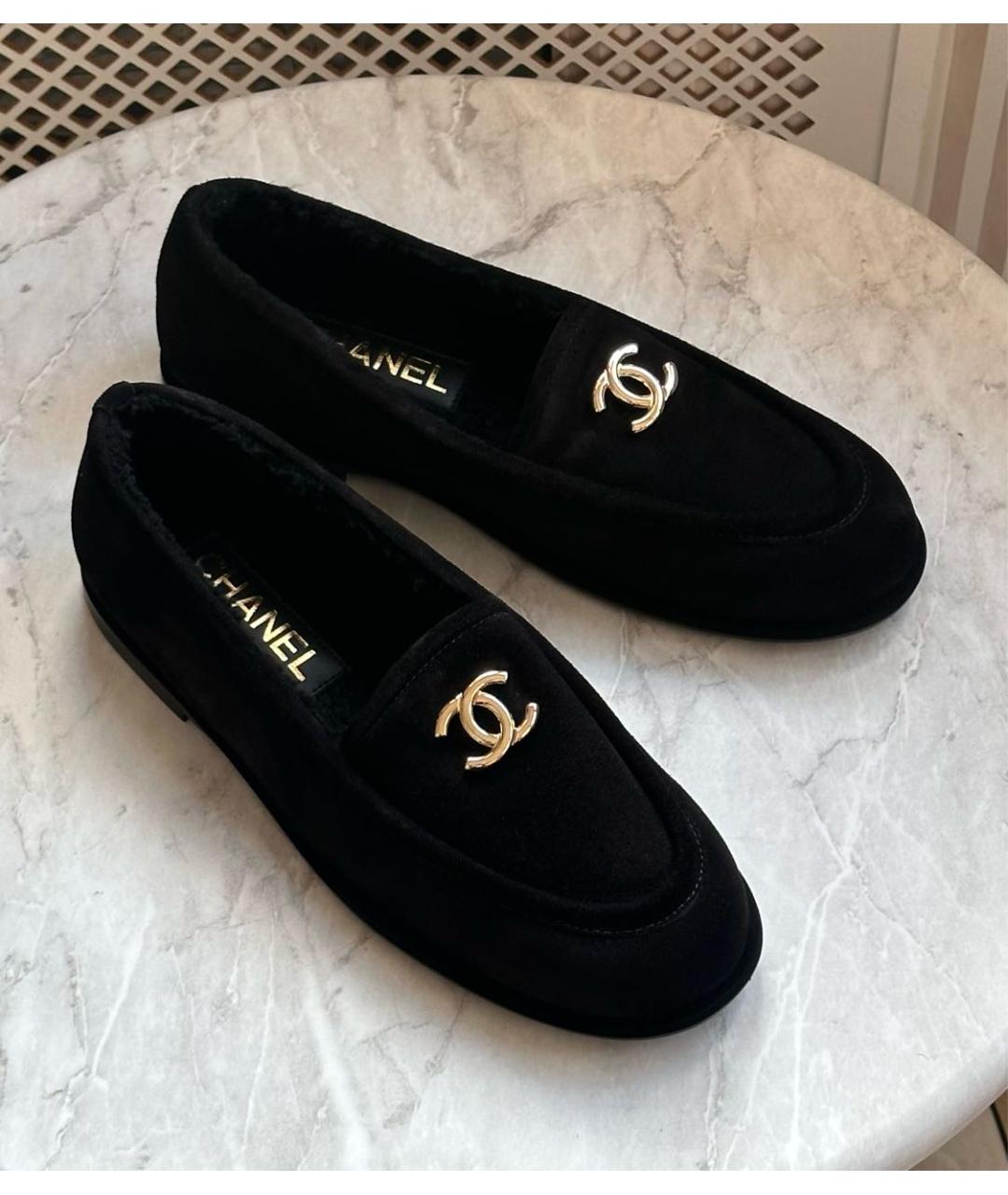 CHANEL Черные замшевые лоферы, фото 2