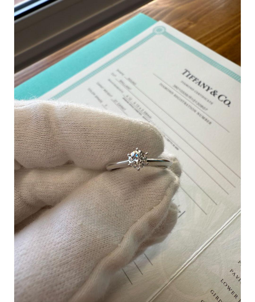 TIFFANY&CO Белое платиновое кольцо, фото 8