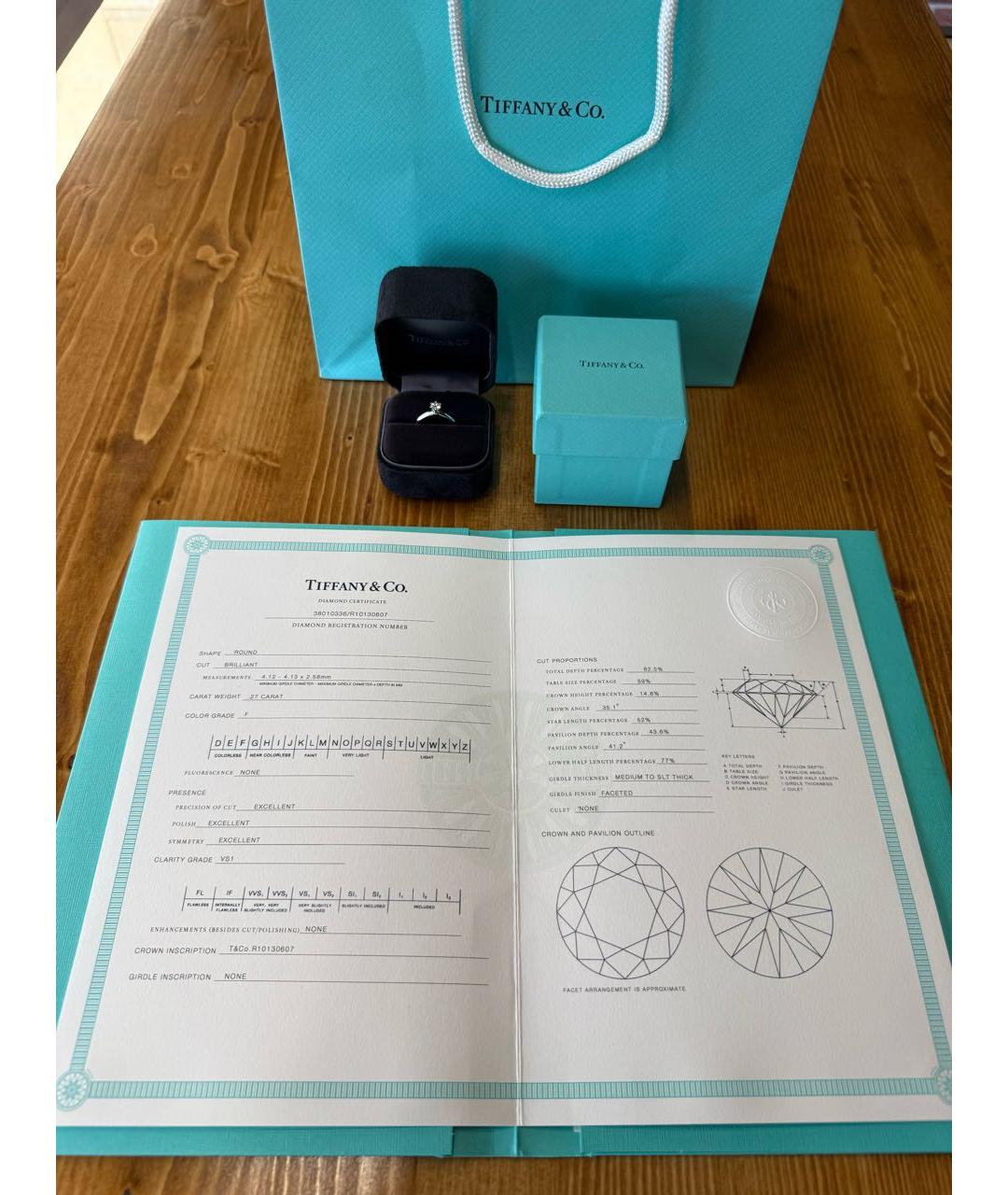 TIFFANY&CO Белое платиновое кольцо, фото 2