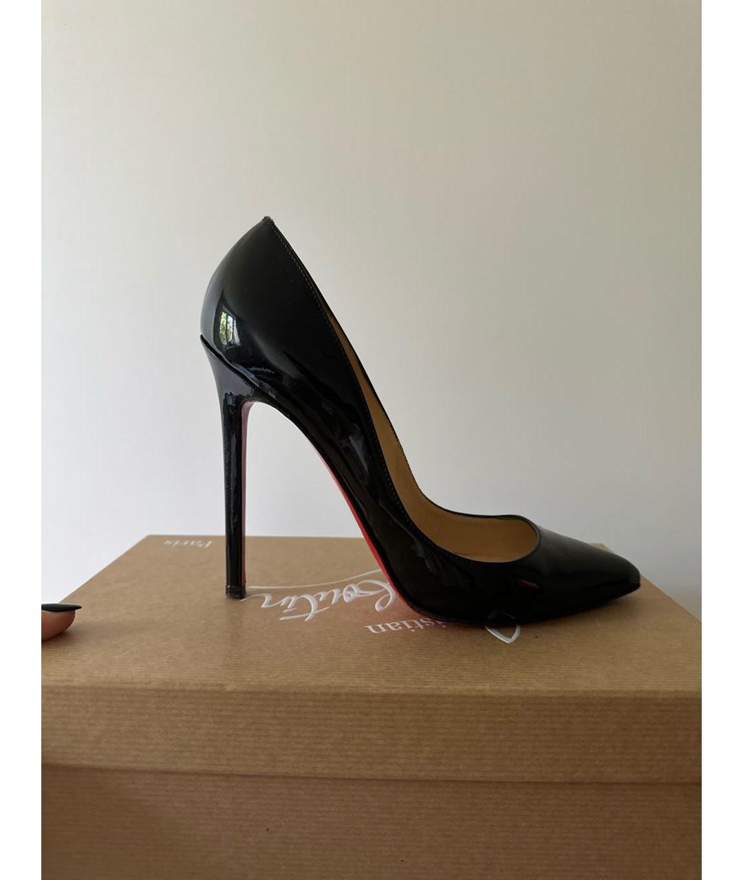 CHRISTIAN LOUBOUTIN Черные туфли из лакированной кожи, фото 8