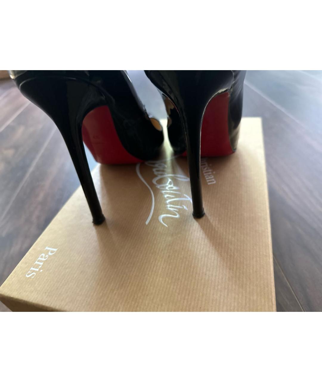 CHRISTIAN LOUBOUTIN Черные туфли из лакированной кожи, фото 5