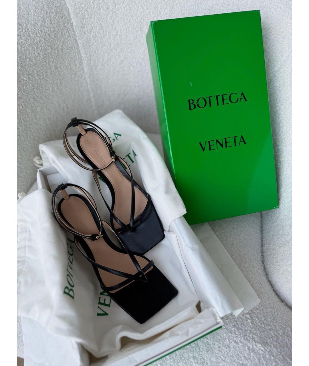 BOTTEGA VENETA Черные кожаные босоножки, фото 3