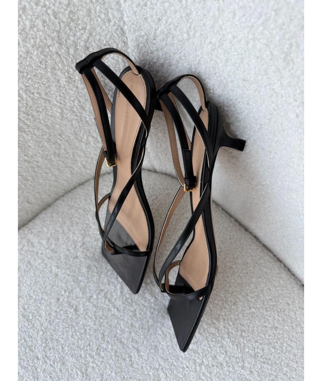 BOTTEGA VENETA Черные кожаные босоножки, фото 7