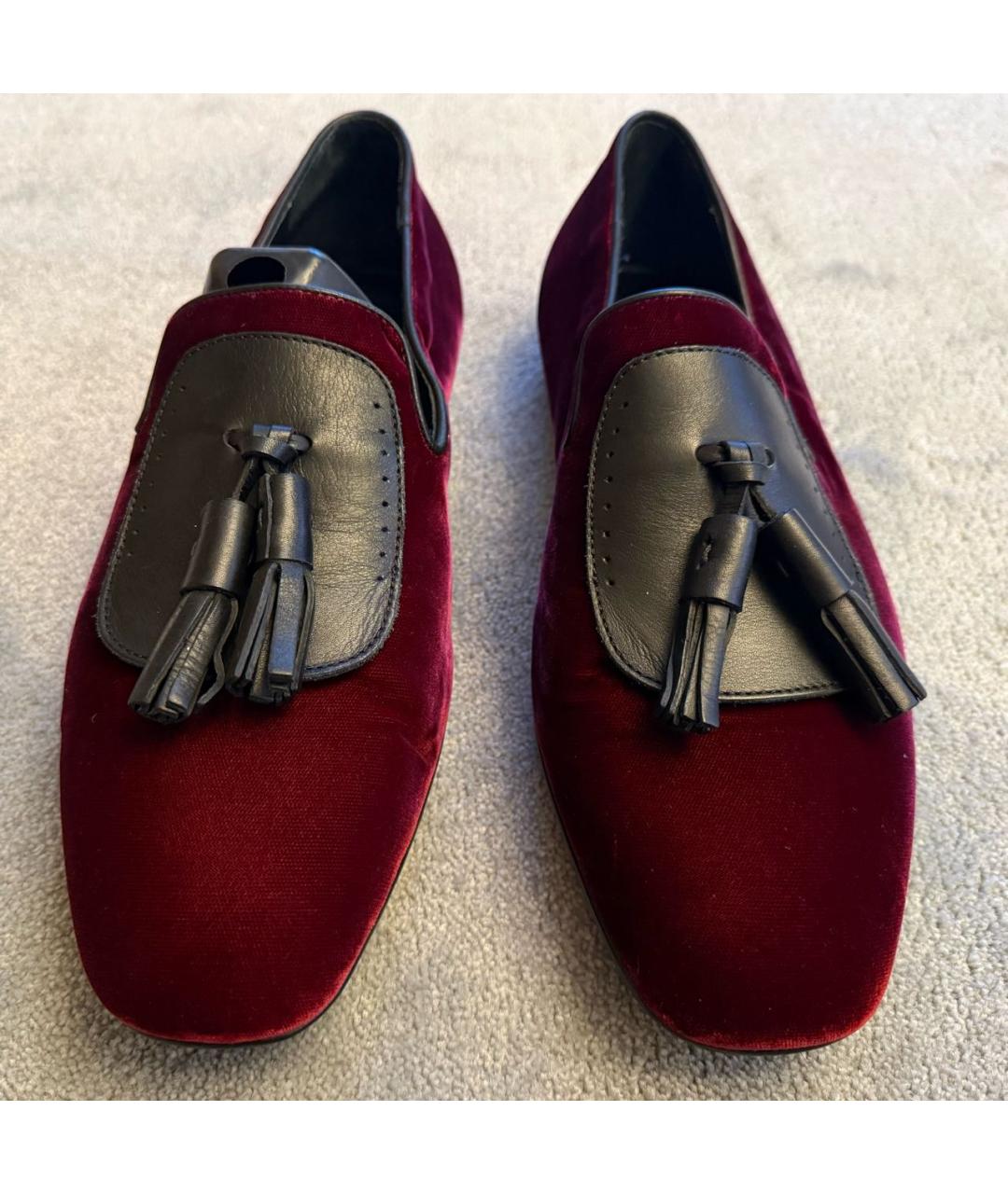 FERRAGAMO Бордовые бархатные лоферы, фото 2