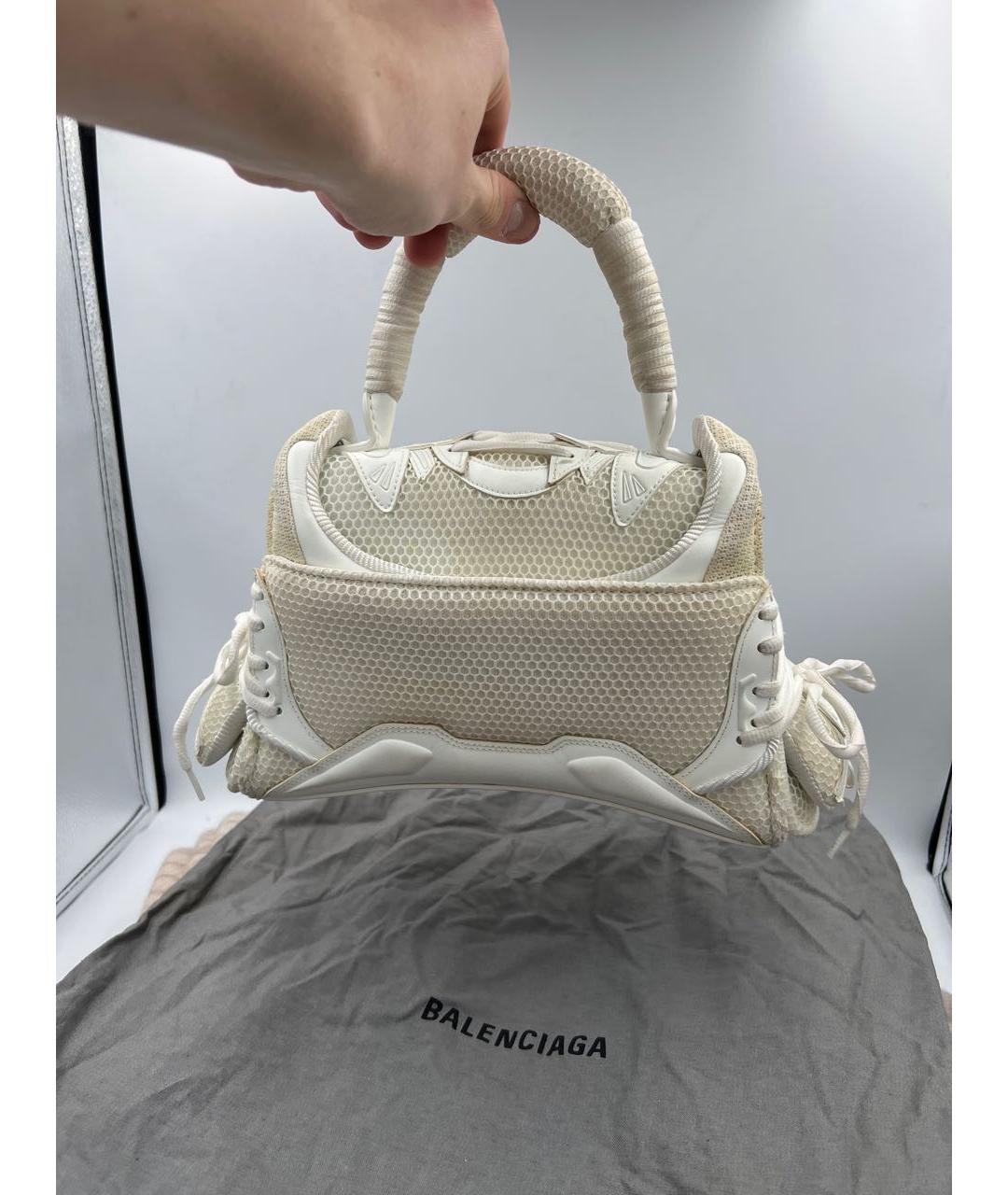 BALENCIAGA Белая кожаная сумка с короткими ручками, фото 3