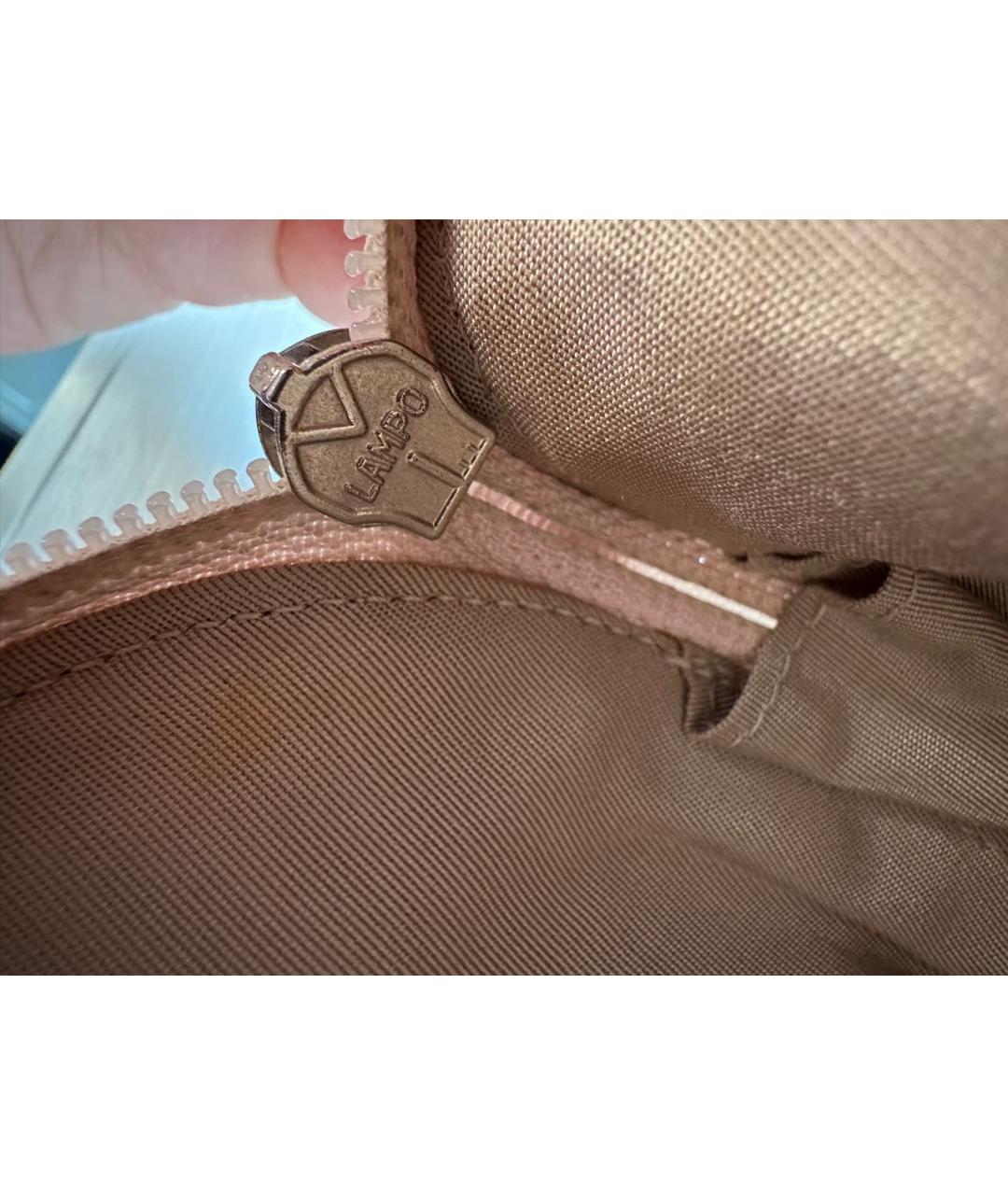 CHANEL Кожаная косметичка, фото 5