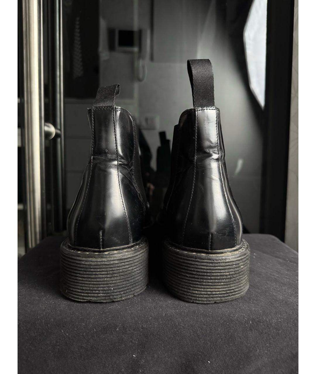CORNELIANI Черные высокие ботинки из лакированной кожи, фото 4