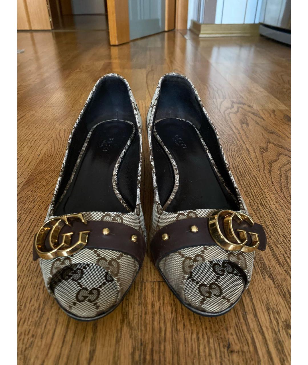 GUCCI Бежевые текстильные туфли, фото 2