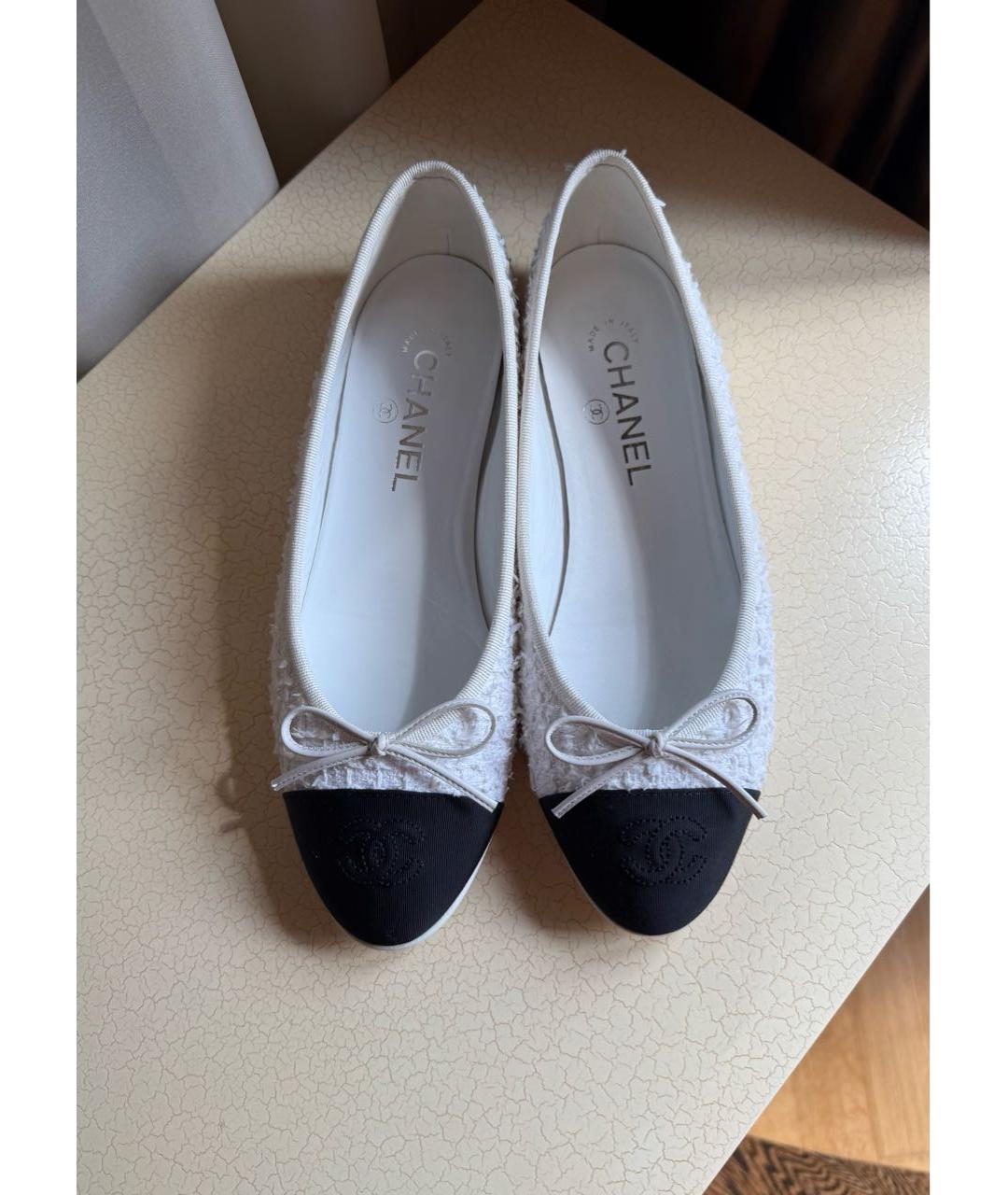 CHANEL Белые кожаные балетки, фото 2