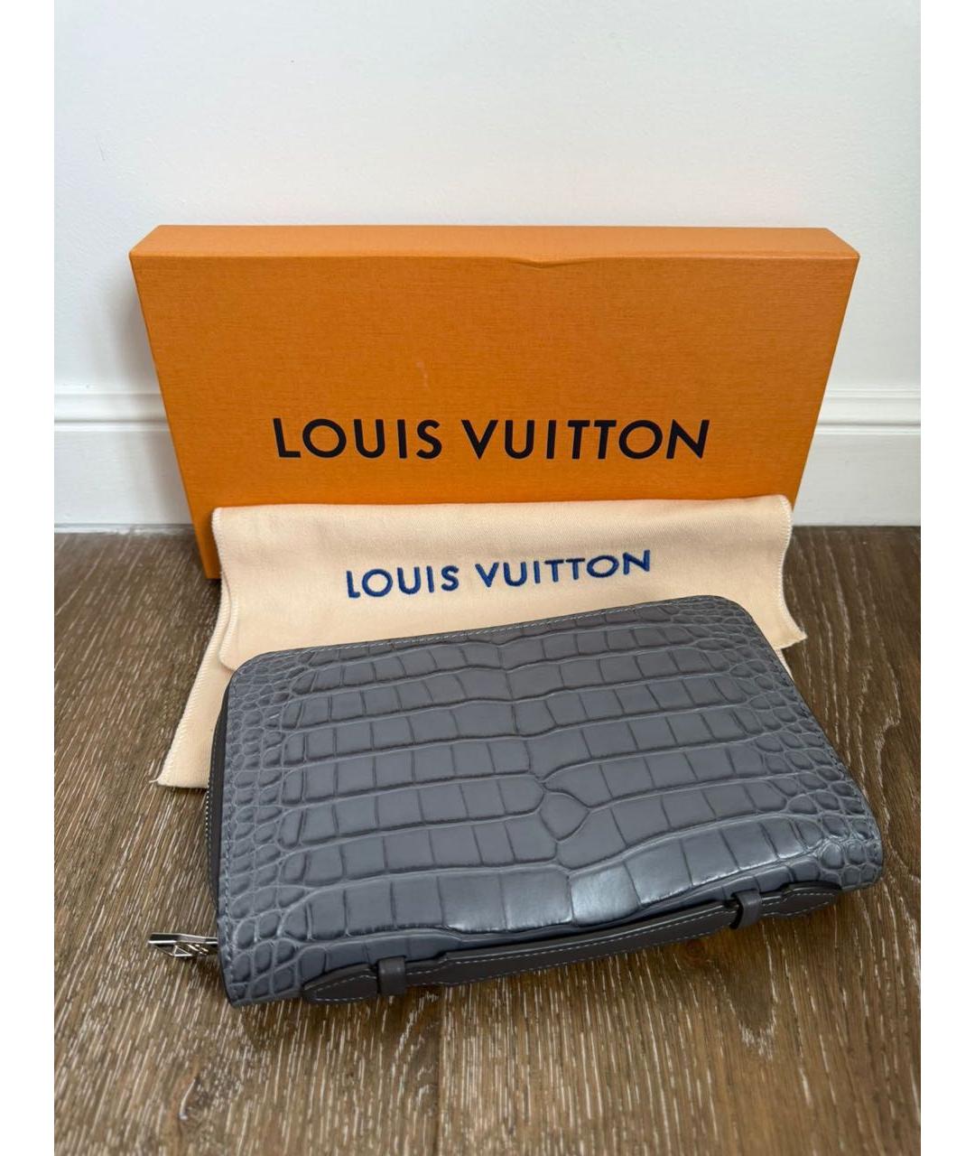 LOUIS VUITTON Серый кошелек из экзотической кожи, фото 6