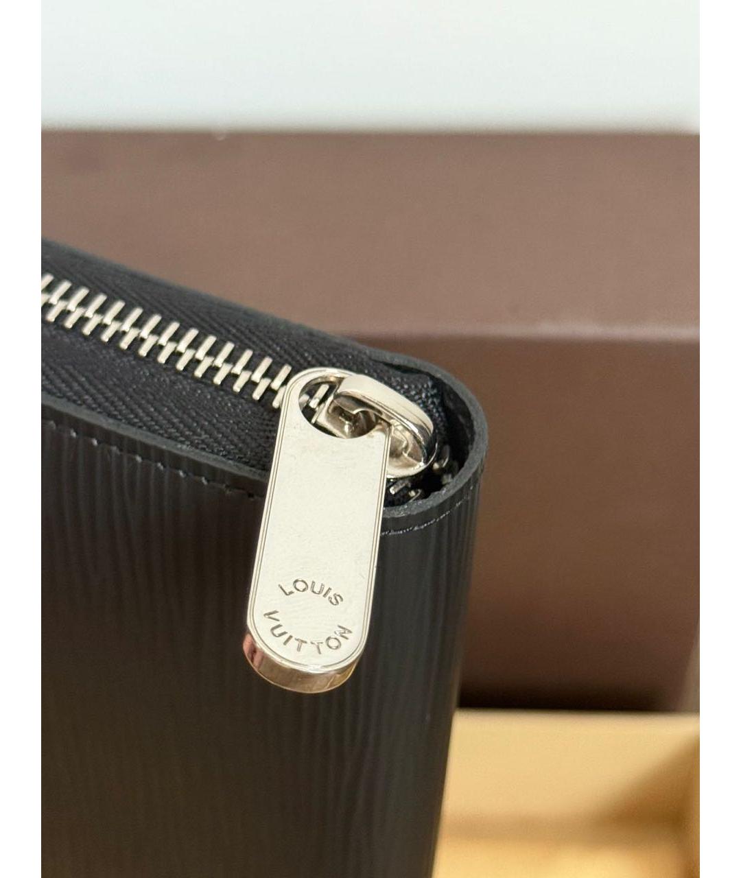 LOUIS VUITTON Черный кожаный кошелек, фото 3