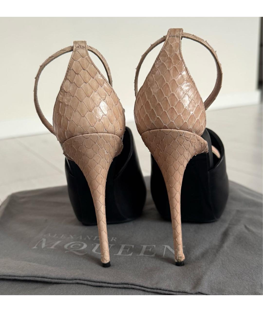 ALEXANDER MCQUEEN Черные кожаные мюли, фото 4