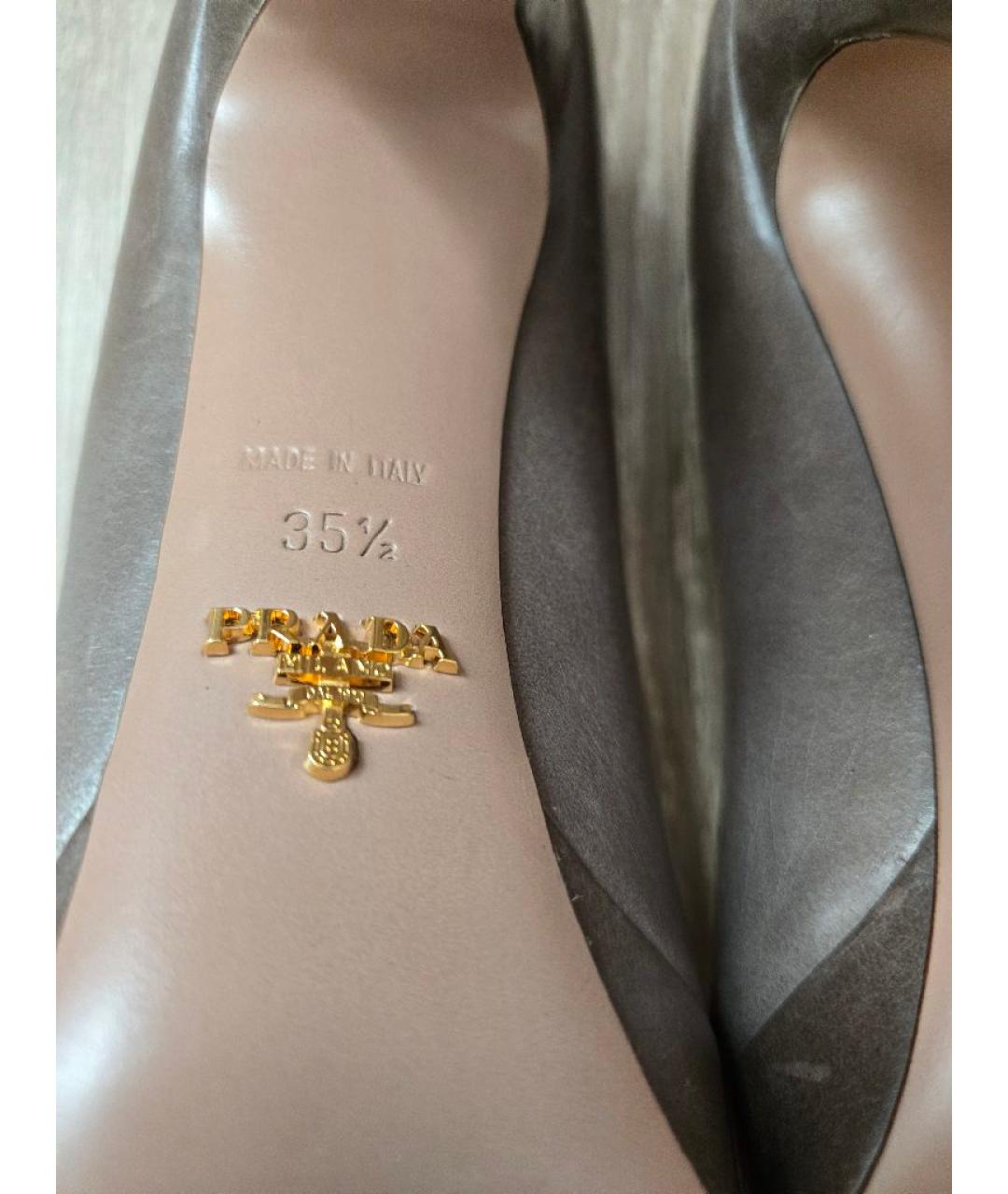 PRADA Бежевые кожаные туфли, фото 6