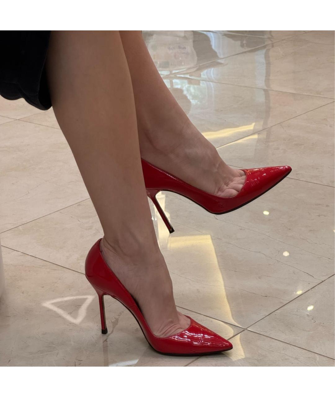 MANOLO BLAHNIK Красные туфли из лакированной кожи, фото 4