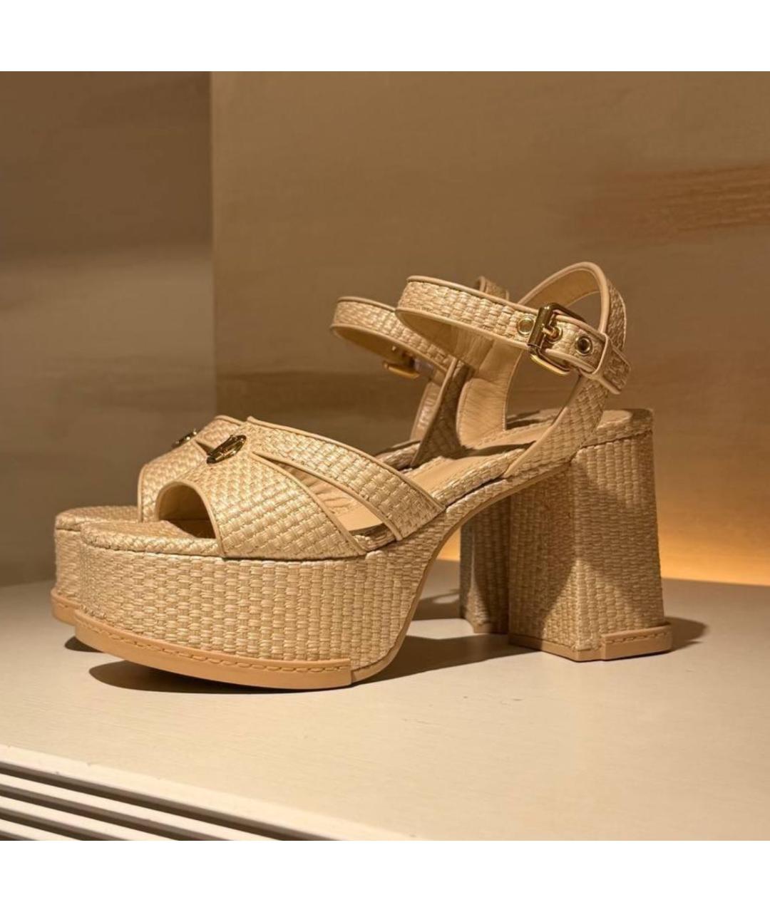 LOUIS VUITTON Бежевые текстильные босоножки, фото 6