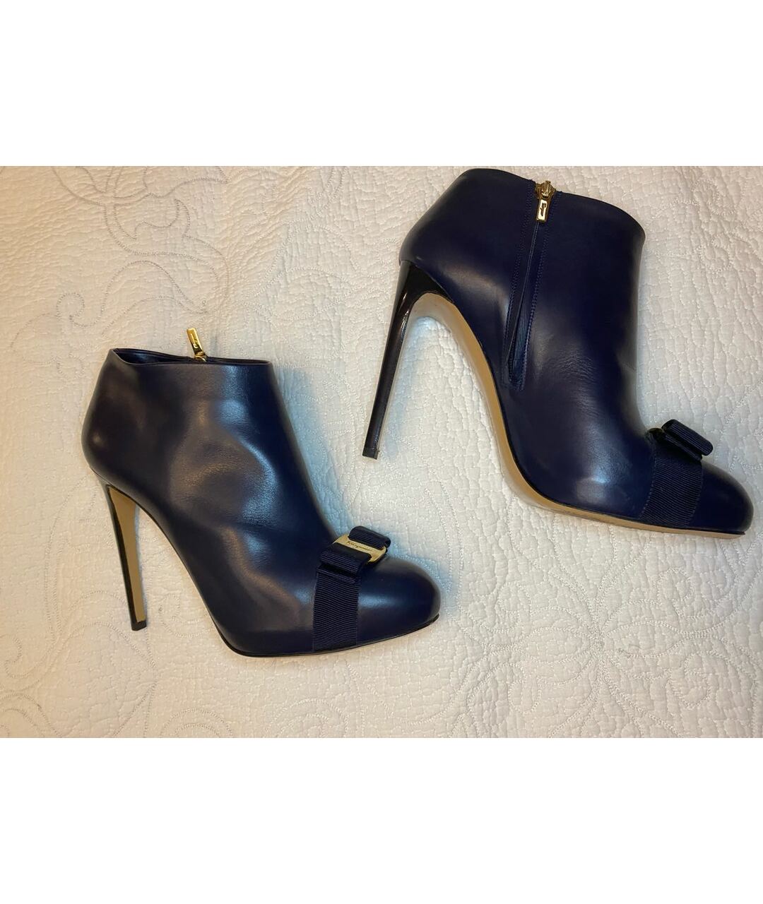 FERRAGAMO Темно-синие кожаные ботильоны, фото 9