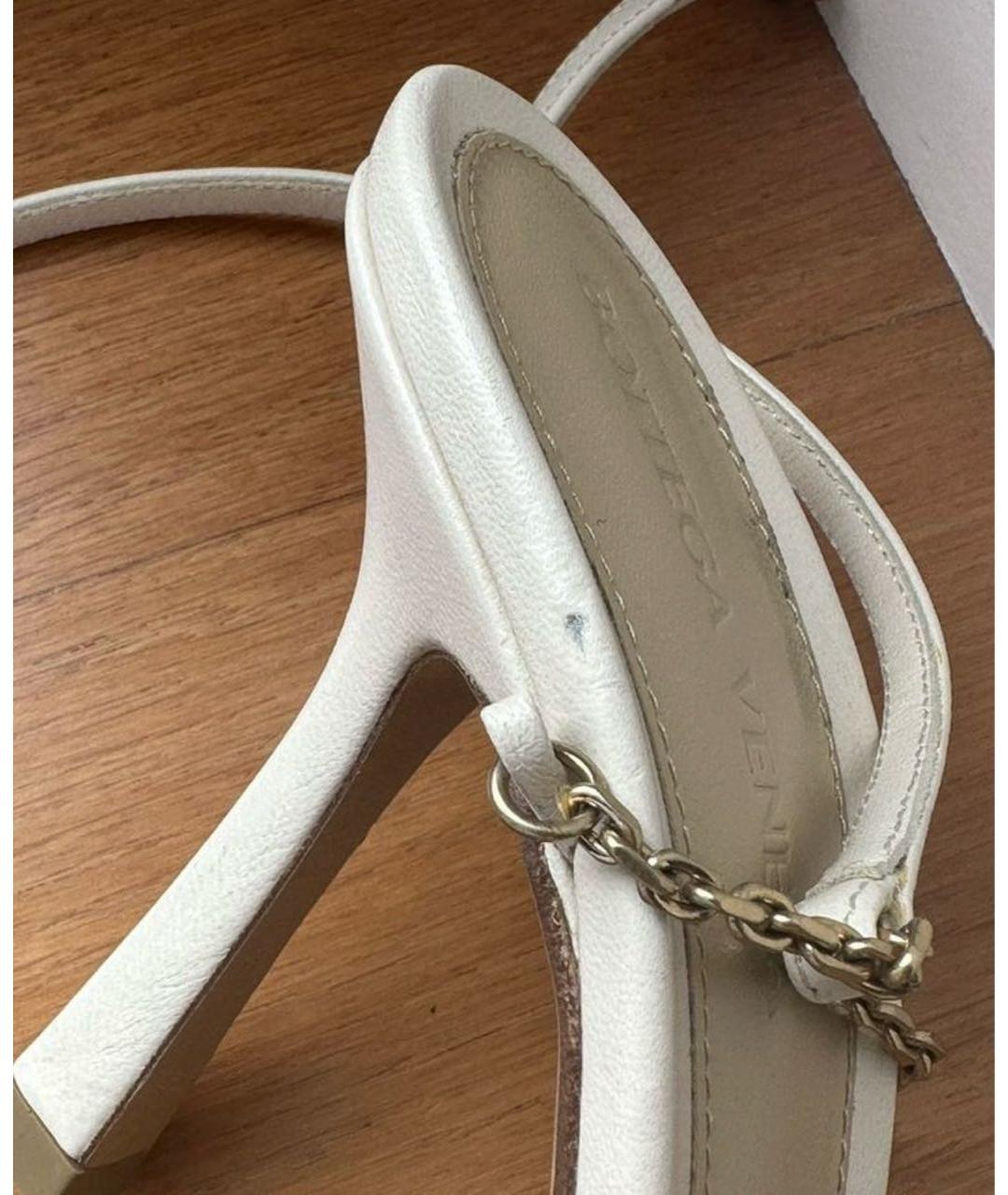 BOTTEGA VENETA Кожаные босоножки, фото 5