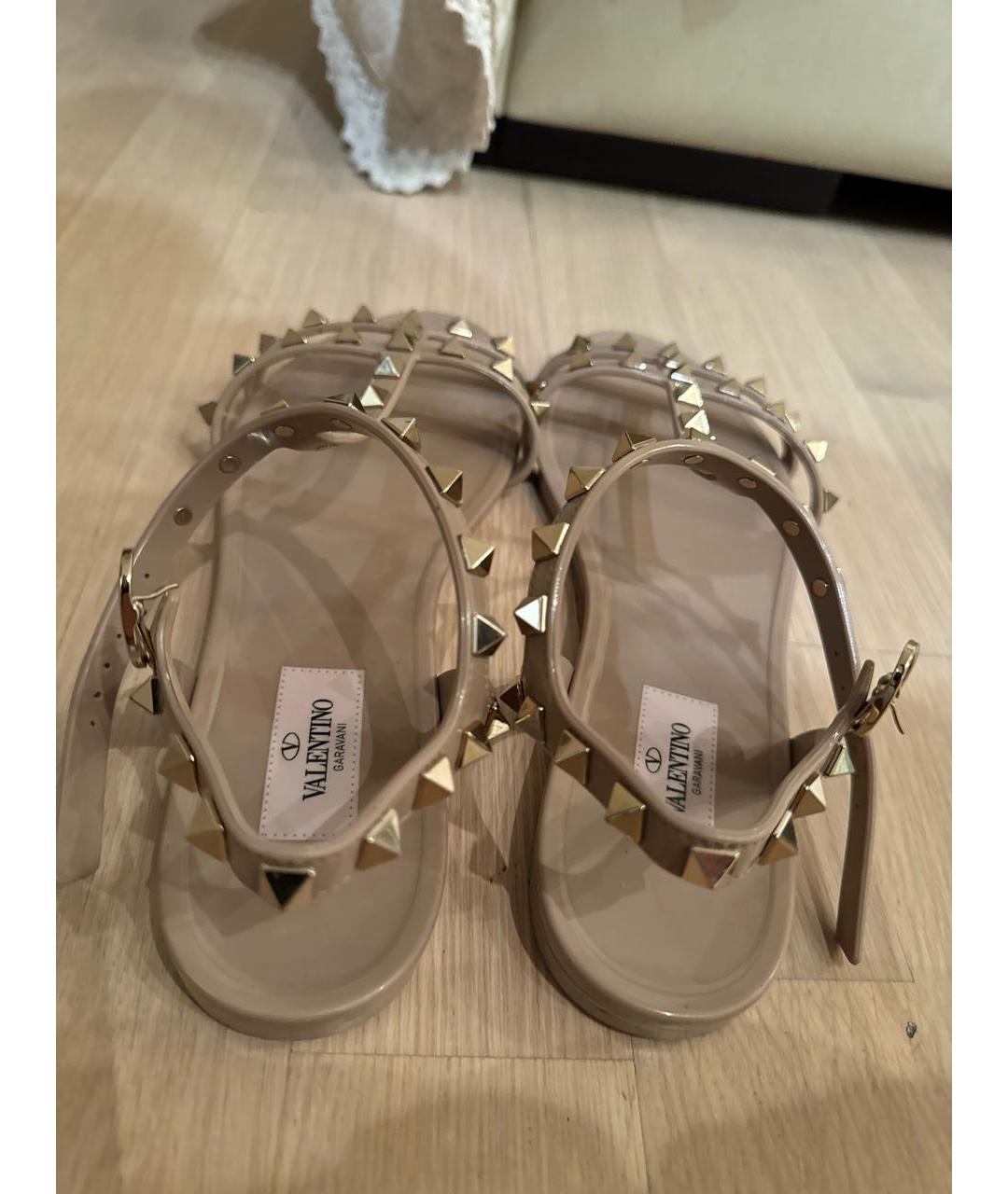 VALENTINO Бежевые босоножки, фото 4