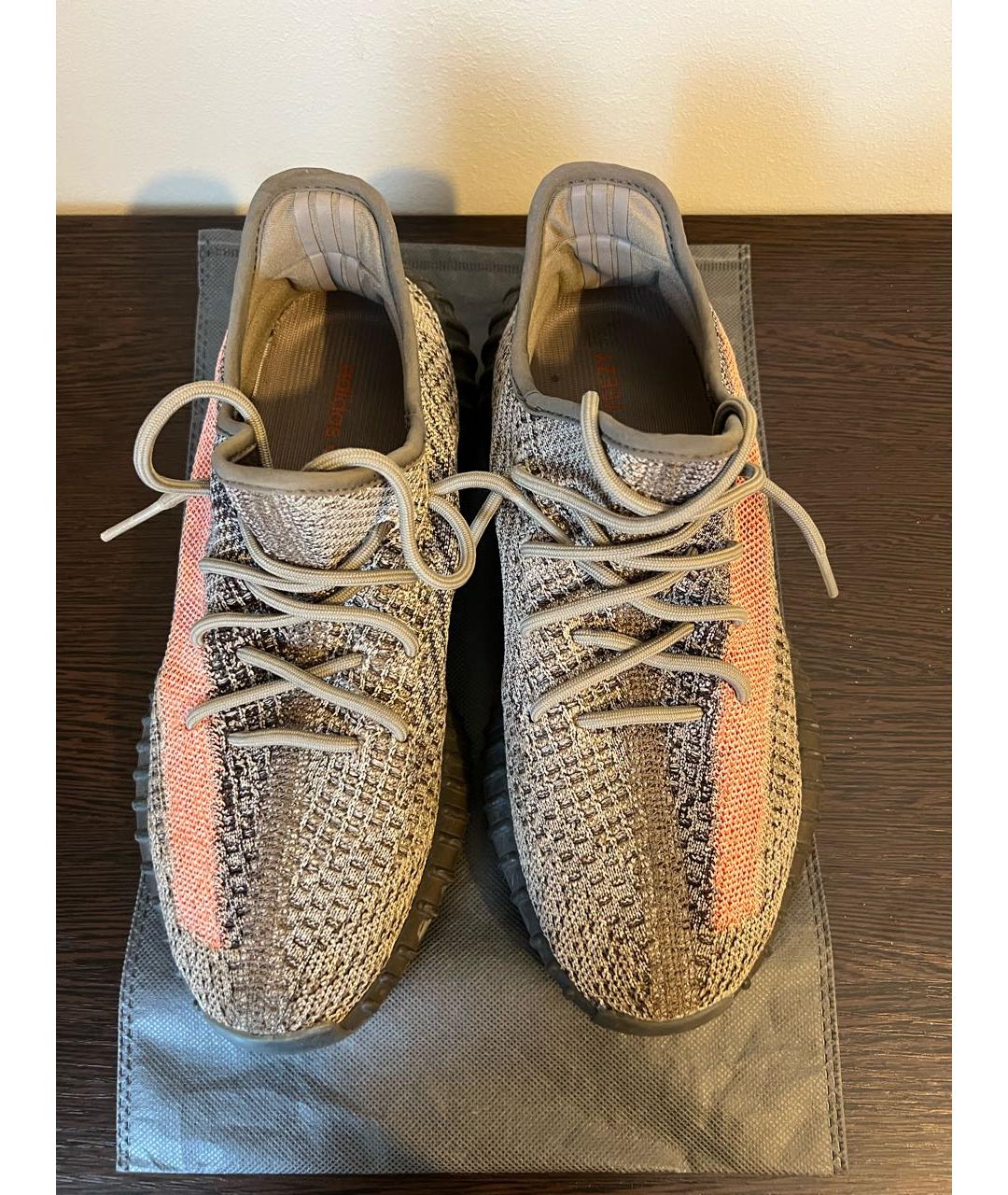 ADIDAS YEEZY Серые текстильные низкие кроссовки / кеды, фото 4