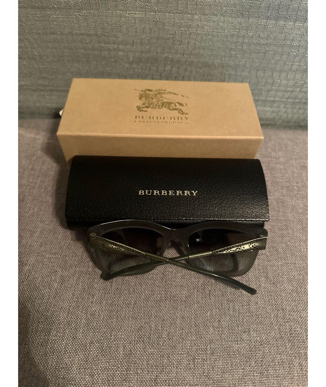 BURBERRY Серые пластиковые солнцезащитные очки, фото 3