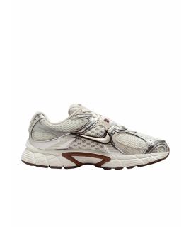 NIKE Кроссовки