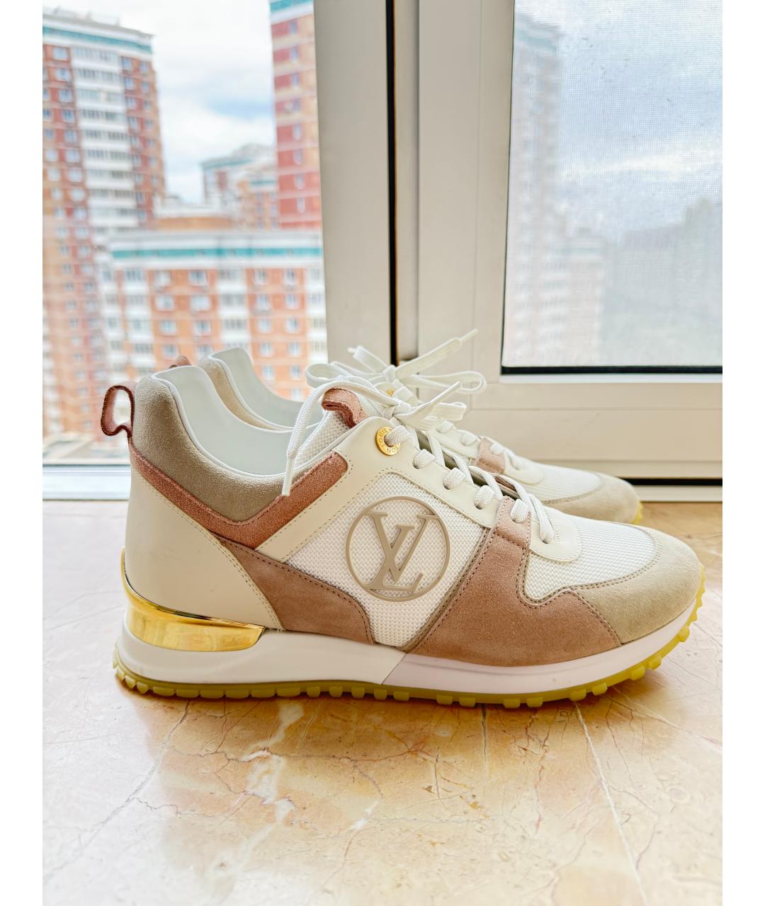 LOUIS VUITTON Бежевые кожаные кроссовки, фото 6