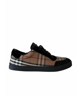 BURBERRY Низкие кроссовки / кеды
