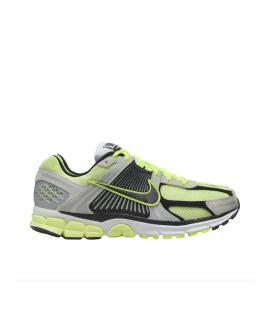 NIKE Низкие кроссовки / кеды