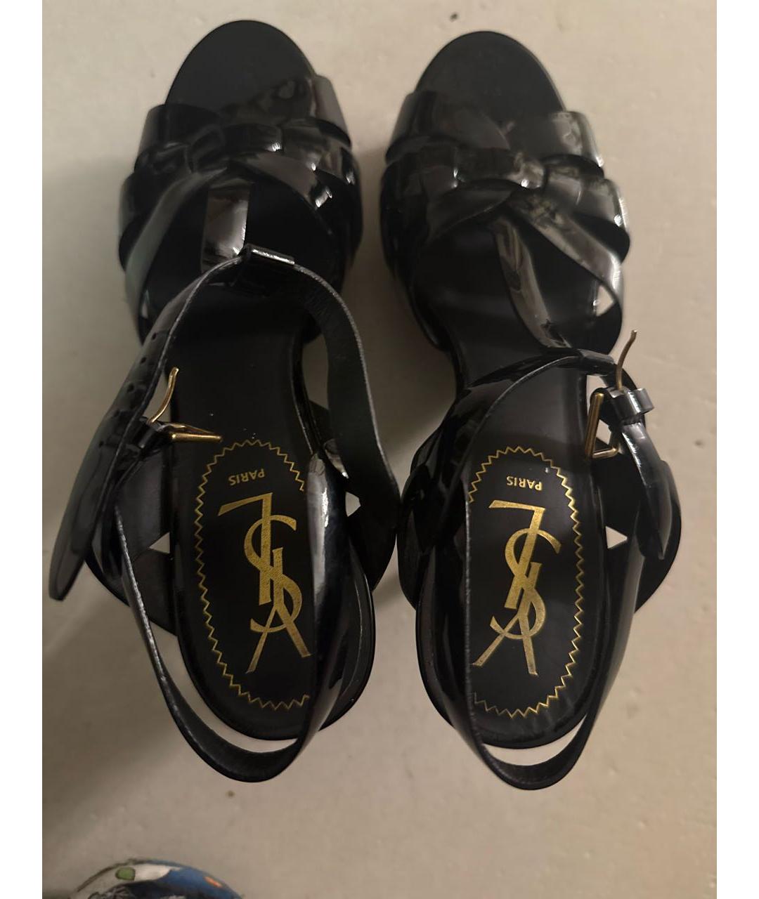 SAINT LAURENT Черные босоножки из лакированной кожи, фото 3