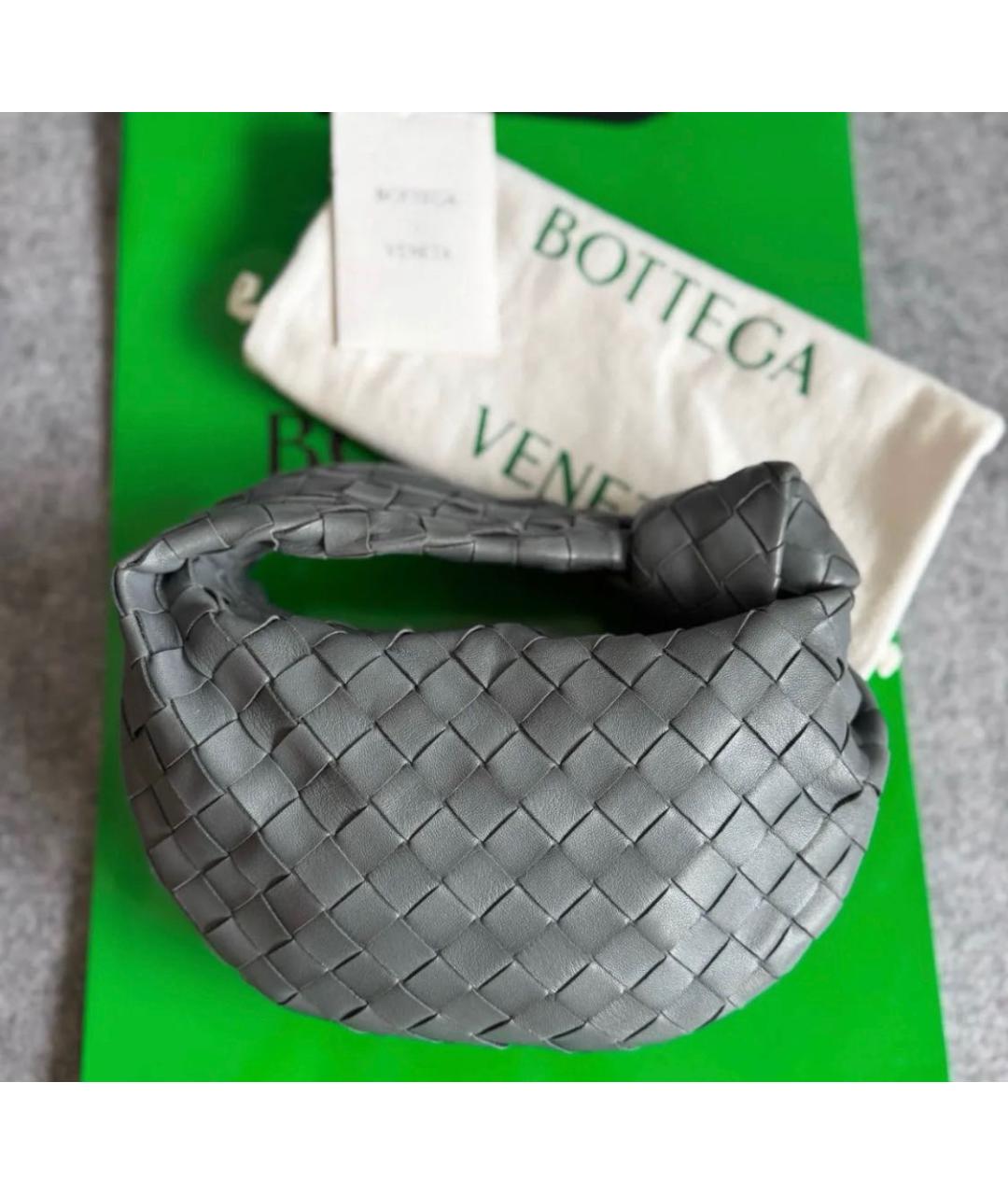 BOTTEGA VENETA Серая кожаная сумка с короткими ручками, фото 2