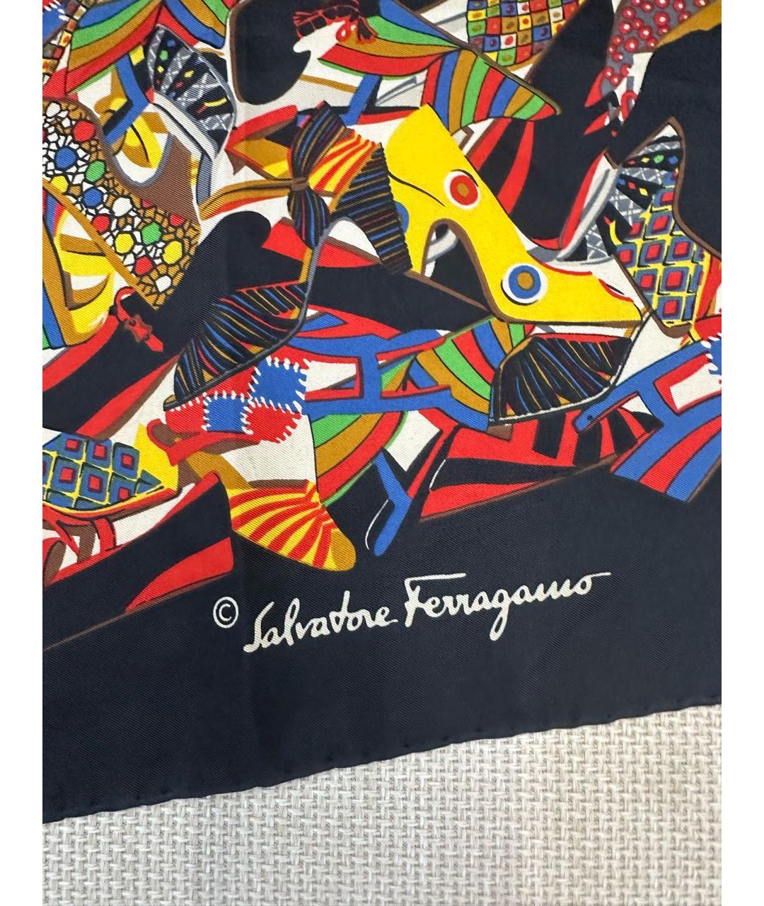 FERRAGAMO Черный шелковый платок, фото 2