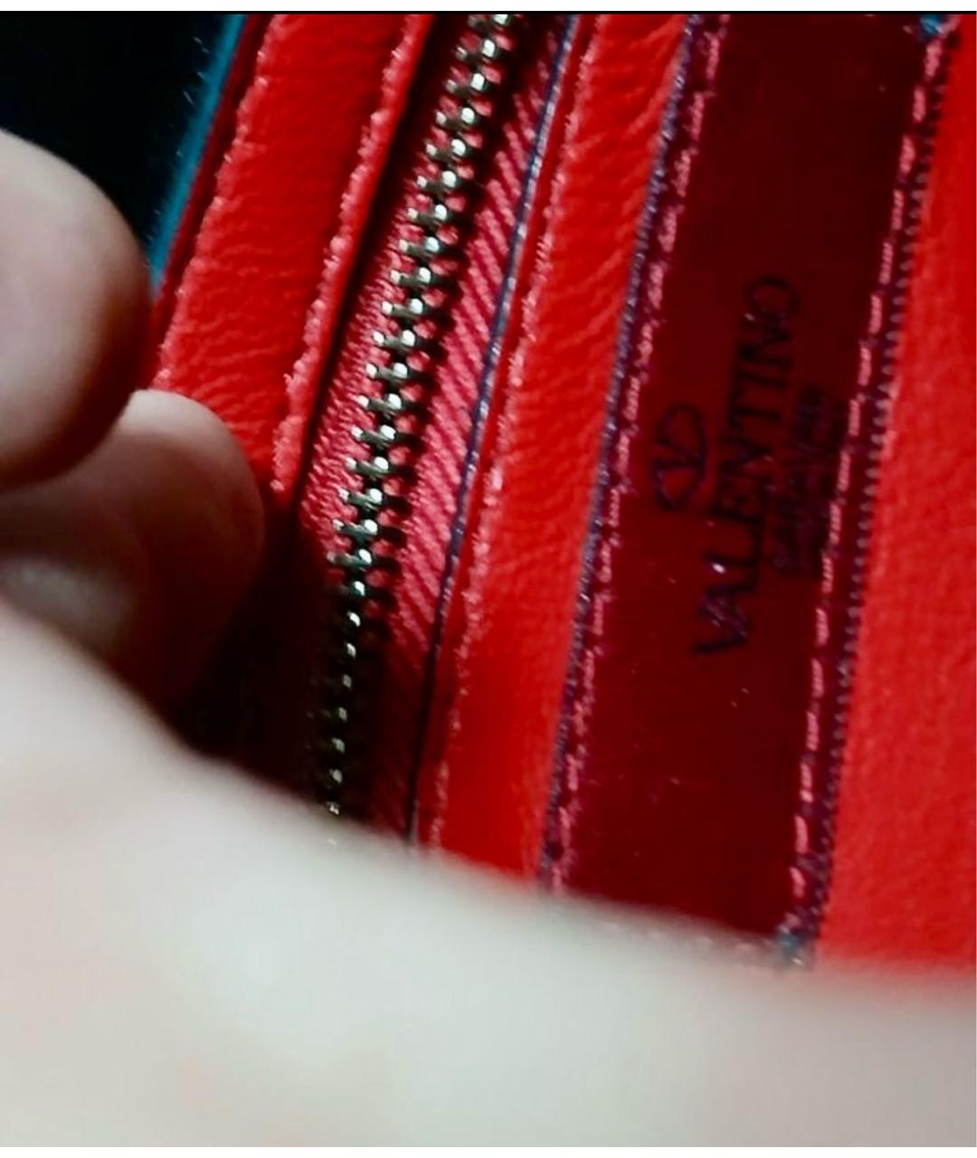 VALENTINO Бежевая сумка через плечо из экзотической кожи, фото 6