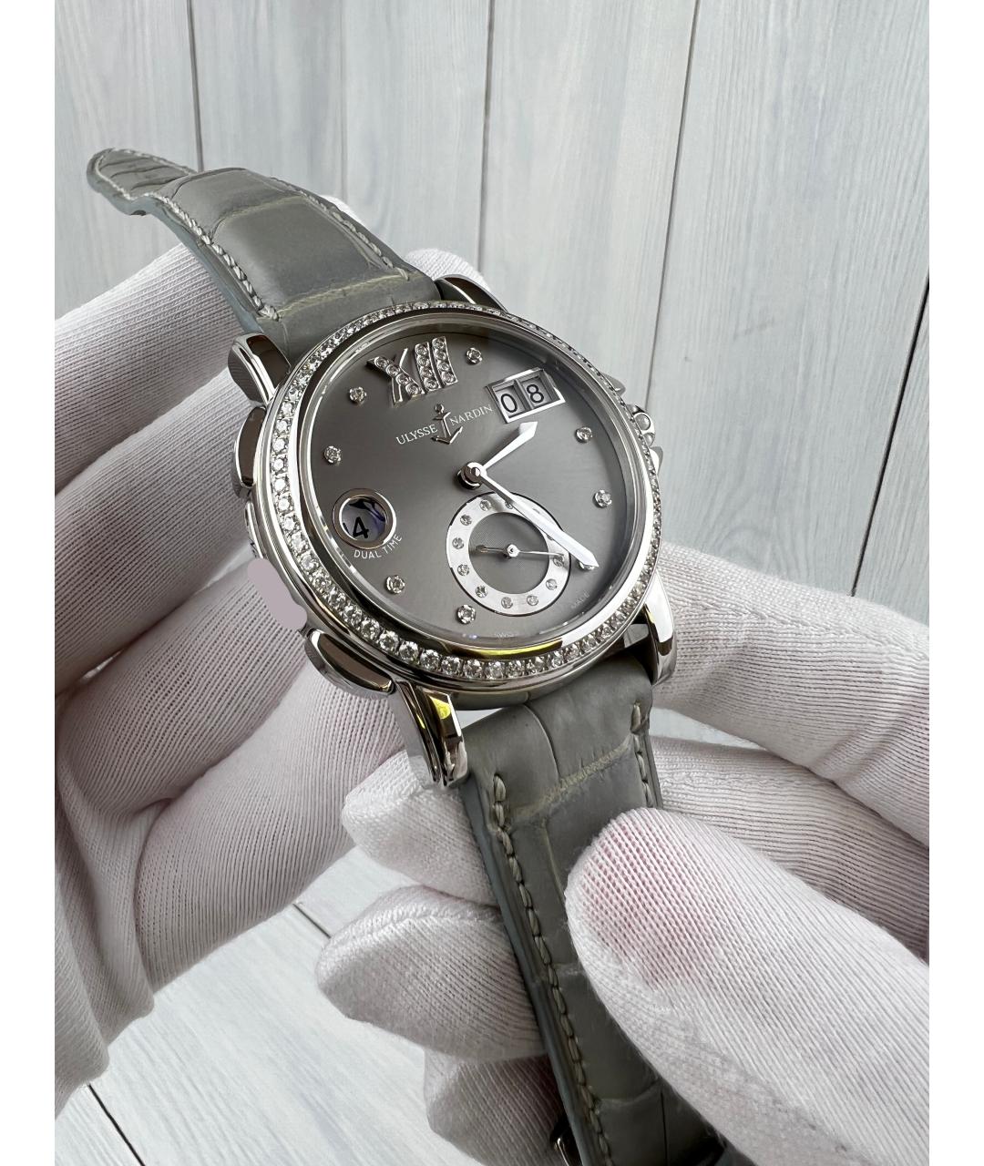 Ulysse Nardin Серые часы, фото 3