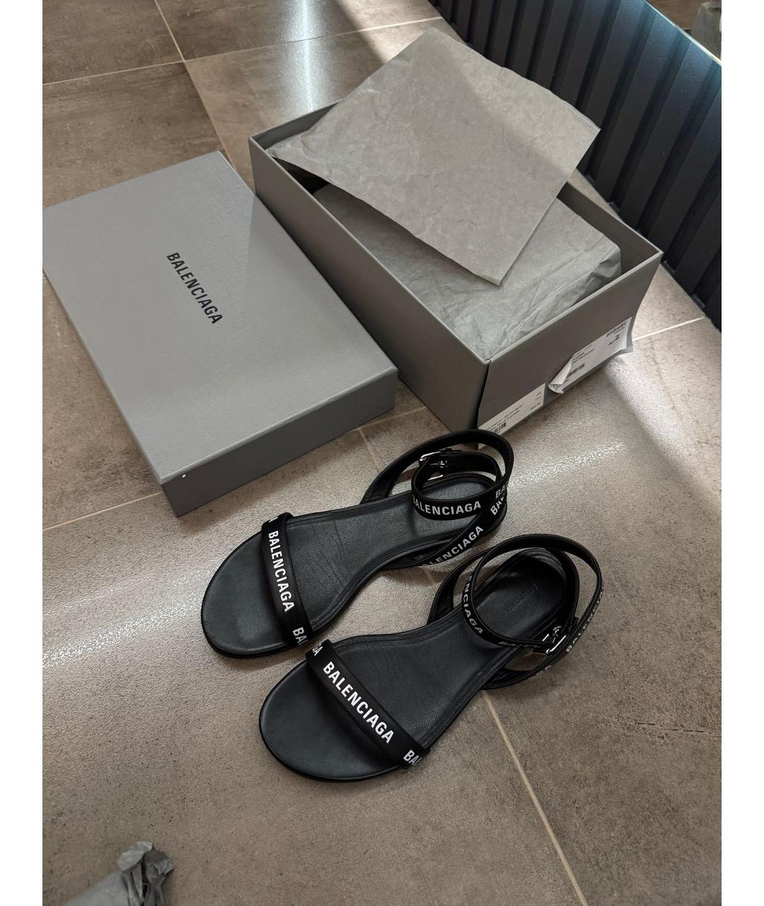 BALENCIAGA Черные кожаные сандалии, фото 2