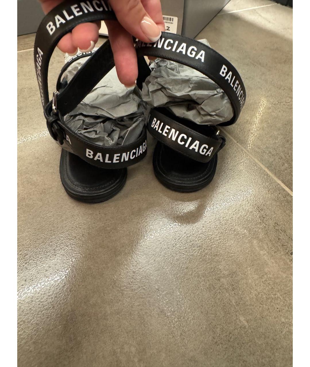BALENCIAGA Черные кожаные сандалии, фото 4