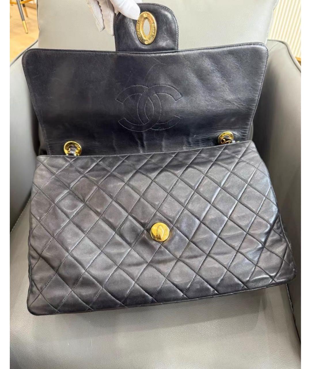 CHANEL Черная кожаная сумка через плечо, фото 4