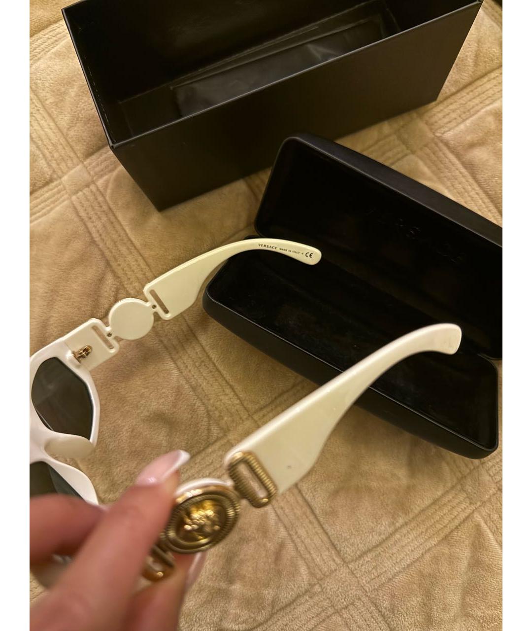 VERSACE Белые солнцезащитные очки, фото 2