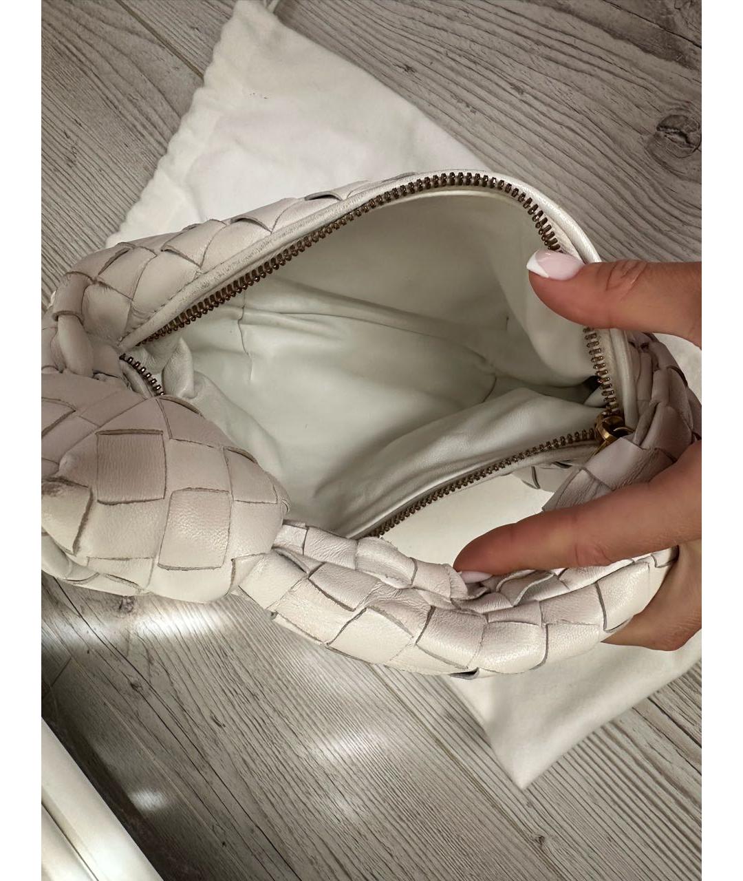 BOTTEGA VENETA Белая кожаная сумка с короткими ручками, фото 3