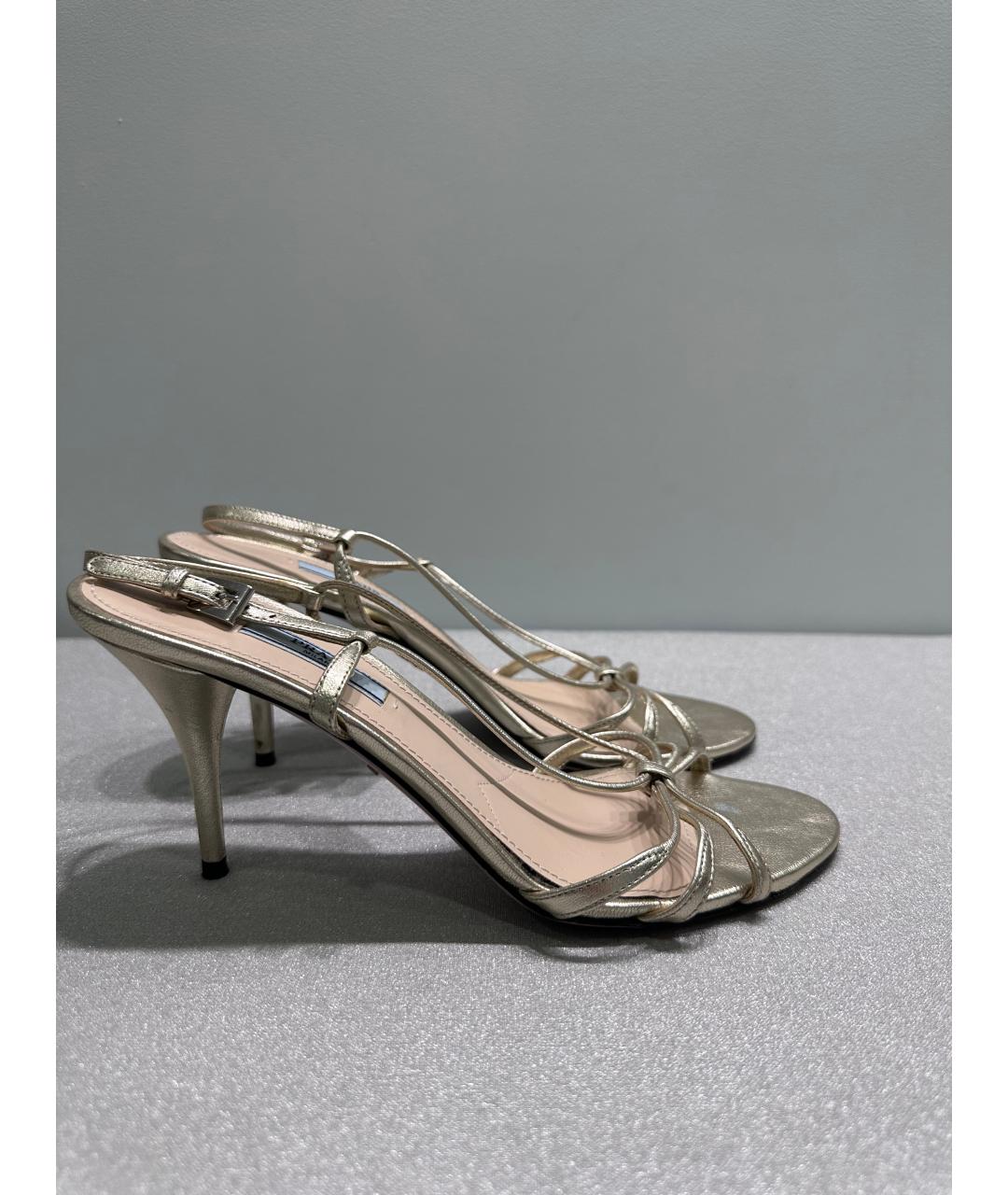 PRADA Золотые кожаные босоножки, фото 9