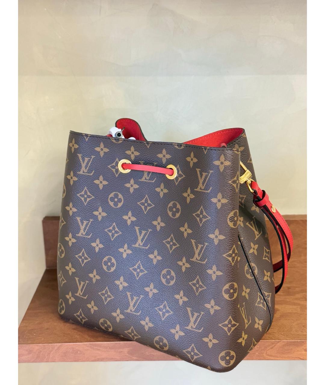 LOUIS VUITTON Красная сумка тоут из искусственной кожи, фото 6
