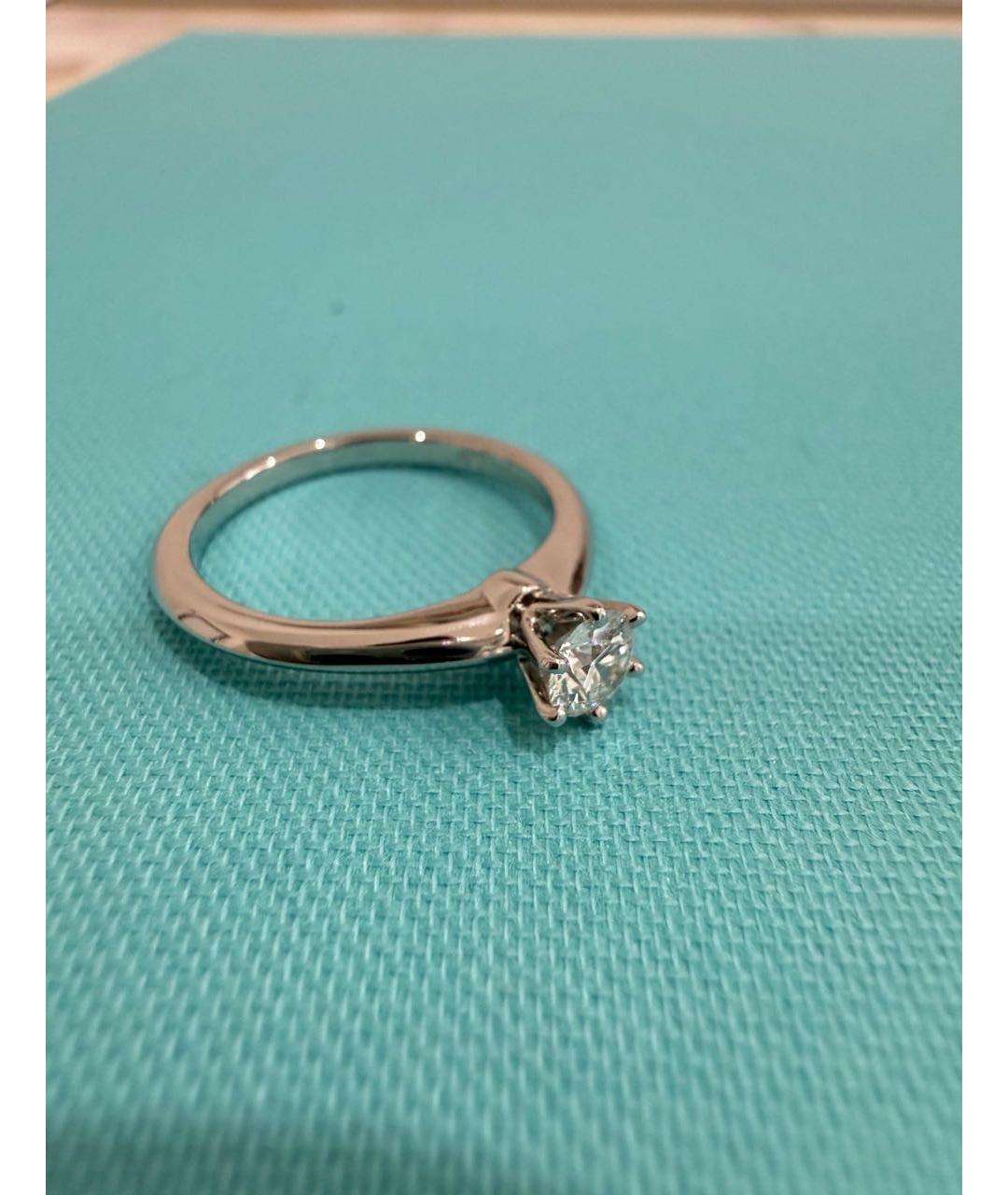 TIFFANY&CO Белое платиновое кольцо, фото 2
