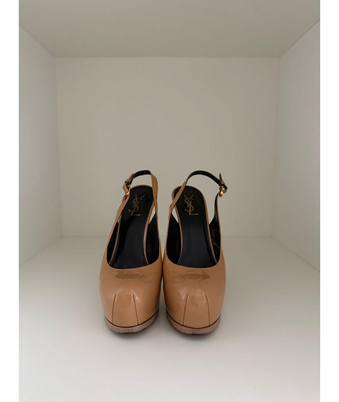 SAINT LAURENT Бежевые туфли из лакированной кожи, фото 2