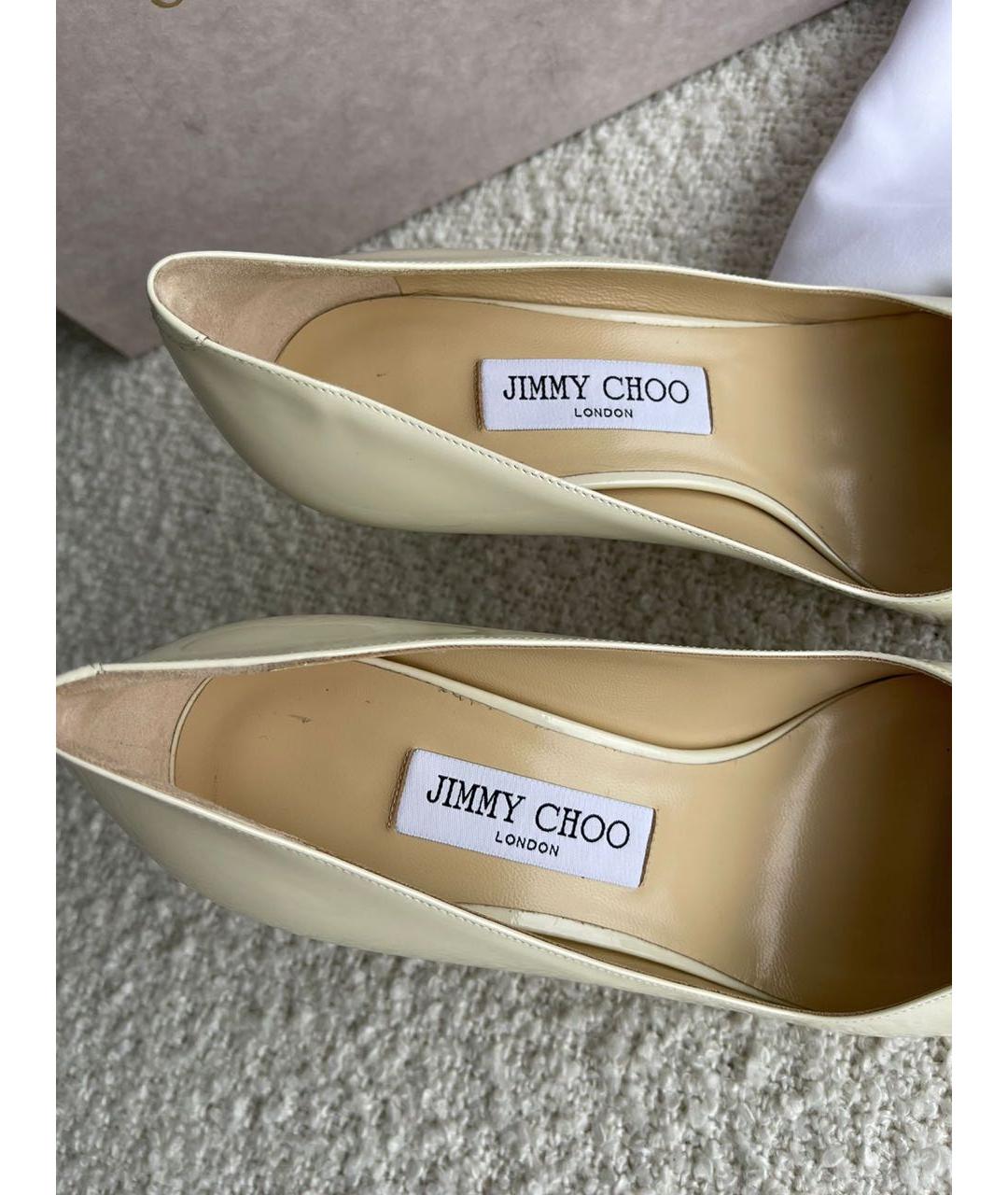 JIMMY CHOO Белые туфли из лакированной кожи, фото 6